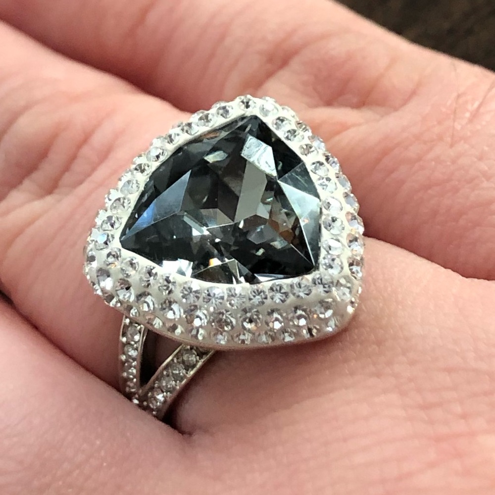 Swarovski Begin ring